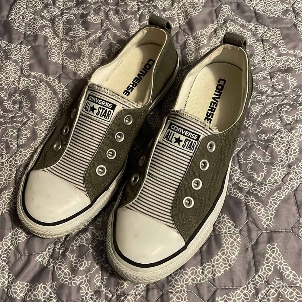 Converse All Star slides-VERY COMFORTABLE.W7. Like new! Add to your collection!